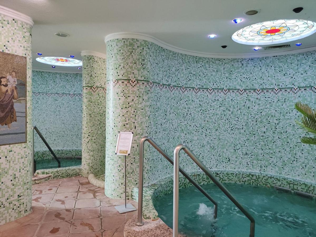 Spa Residence Carbona Siesta Apartman Heviz Ngoại thất bức ảnh